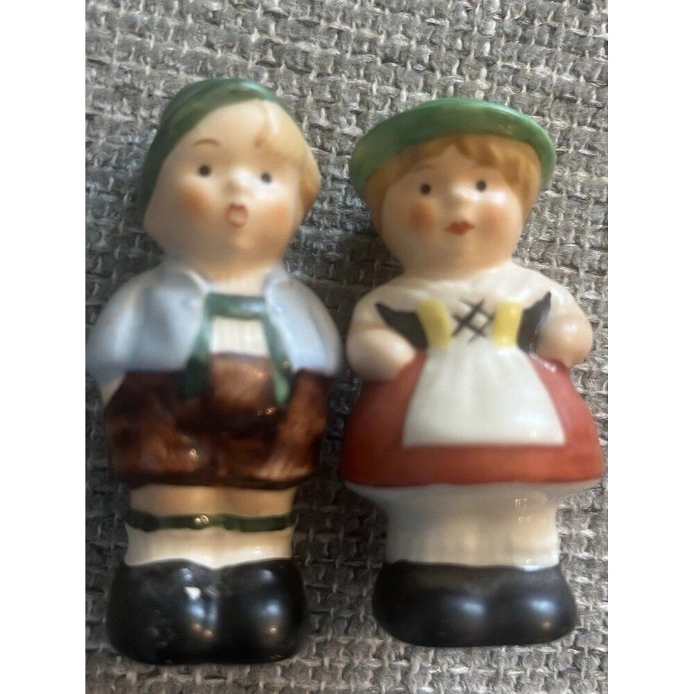 Vintage Ceramic Figural Boy & Girl Salt & Pepper Shakers Set Green Hats